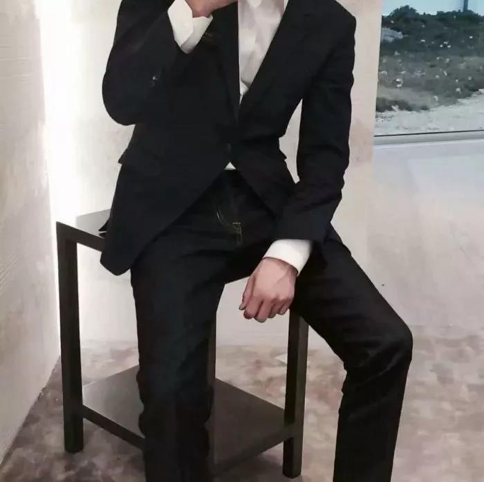 男生霸气冷酷动漫头像照片