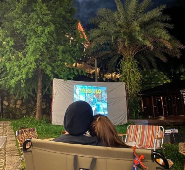 如何让网友集体吃狗粮？周杰伦新歌花式表白昆