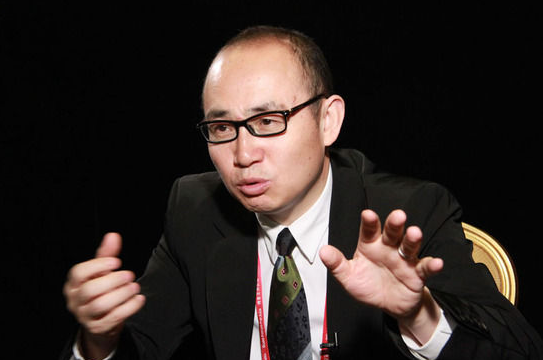 潘石屹在中国分文不捐，却为美国大学捐款6个亿，出事想要跑路？