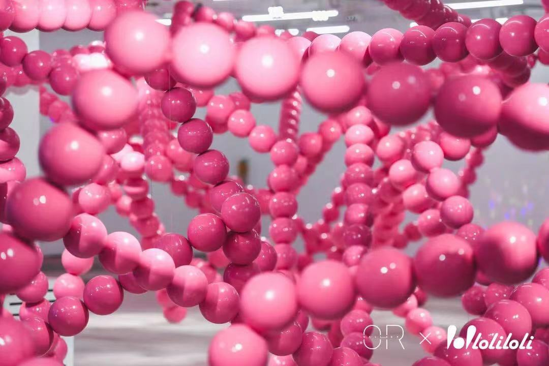 一奥天地全粉概念主题市集亮相两江夜市