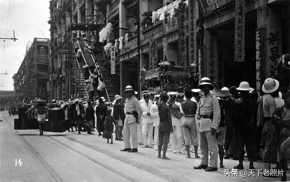 民国时期 香港富贵人家“大出殡”实拍场景照片
