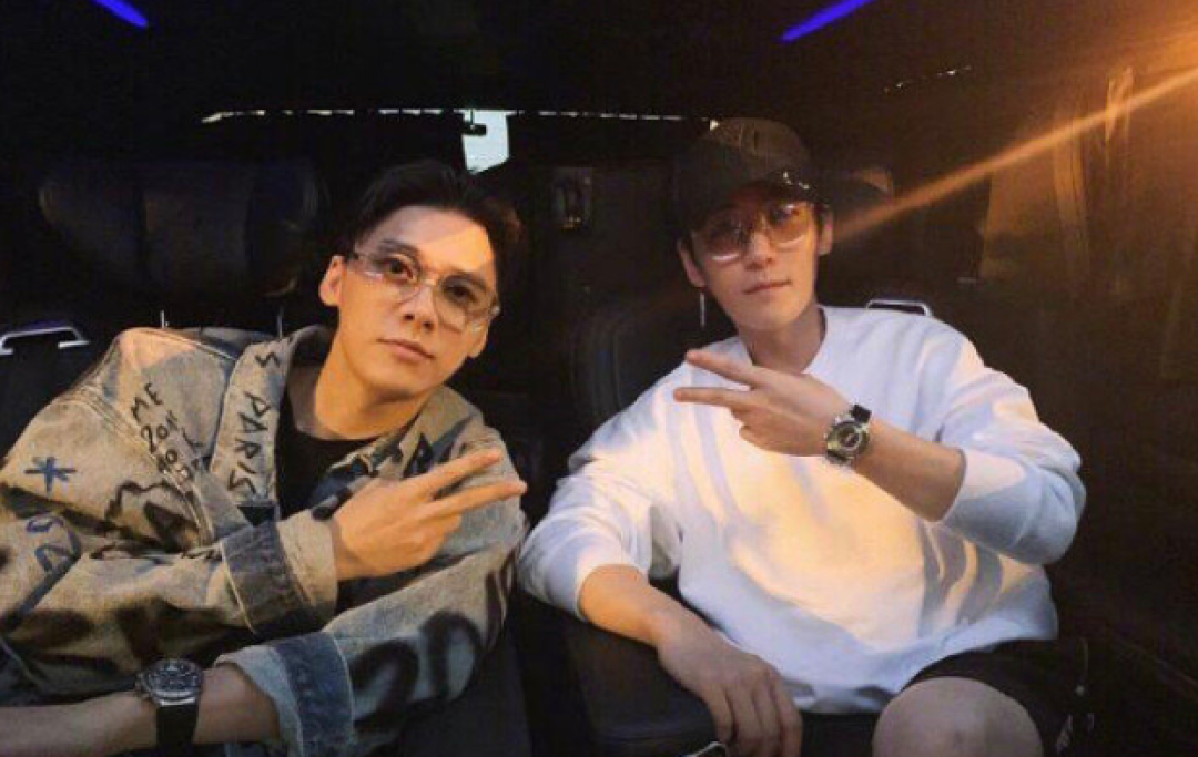 Spring late couplet discharges 10 top shedding to gather together, wang Yibo grows blain man not to lose star really, the desolate that become dragon shows a body