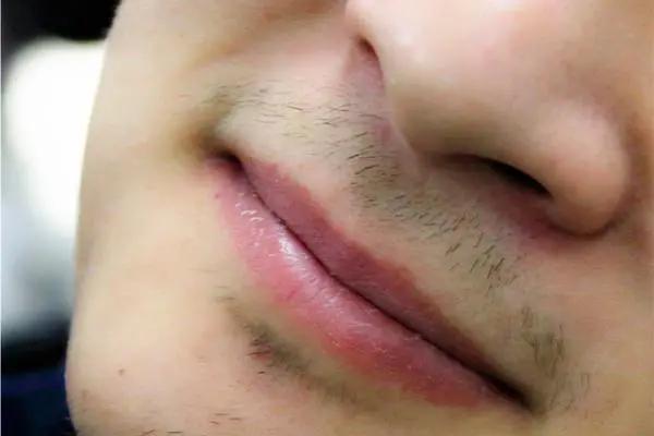 醫生再次提醒：男性壽命和鬍子無關，但3個時間段，確實不適合刮