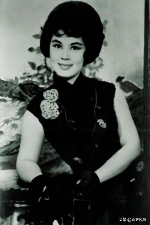 林黛：勢(shì)均力敵的愛(ài)情,卻成各不相讓的慪氣,自殺后，丈夫封宅40年
