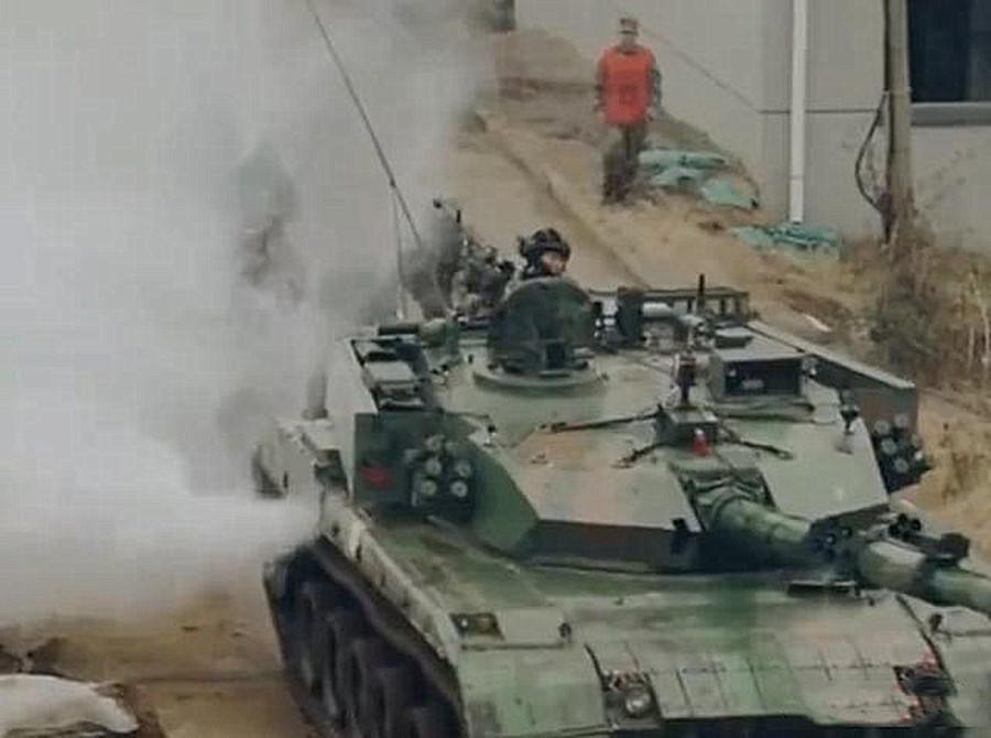 解放軍出動96A坦克猛練城市巷戰，宋忠平：警告台獨勢力