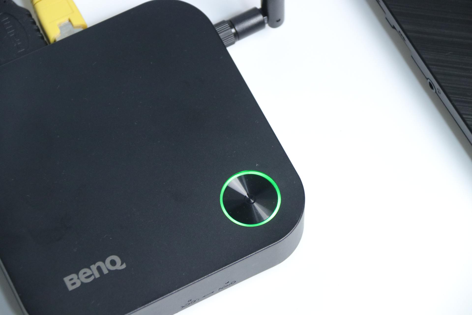 明基WDC10应答秀体验，3秒无线投屏，省去布线麻烦