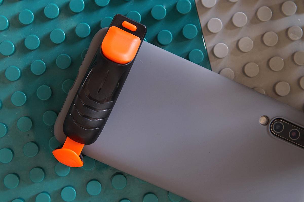 选对外设吃鸡有如神助，简评莱仕达P1手游连点器