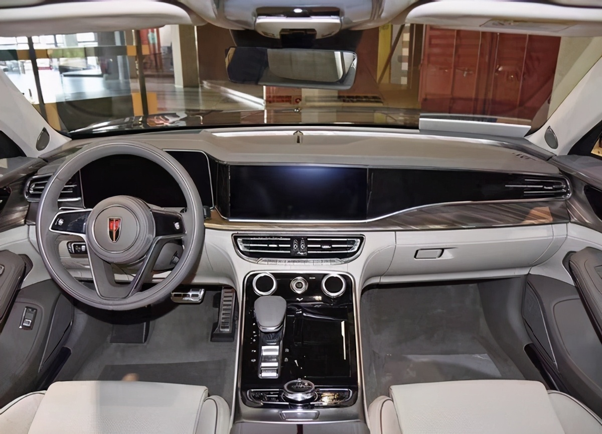 ��������Ʒ�Ƹ߶��д��ͽγ��������ݻ���ʵ������