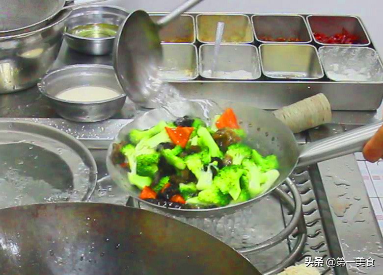 图片[10]-西蓝花拌黑木耳做法 制作简单 营养美味-起舞食谱网