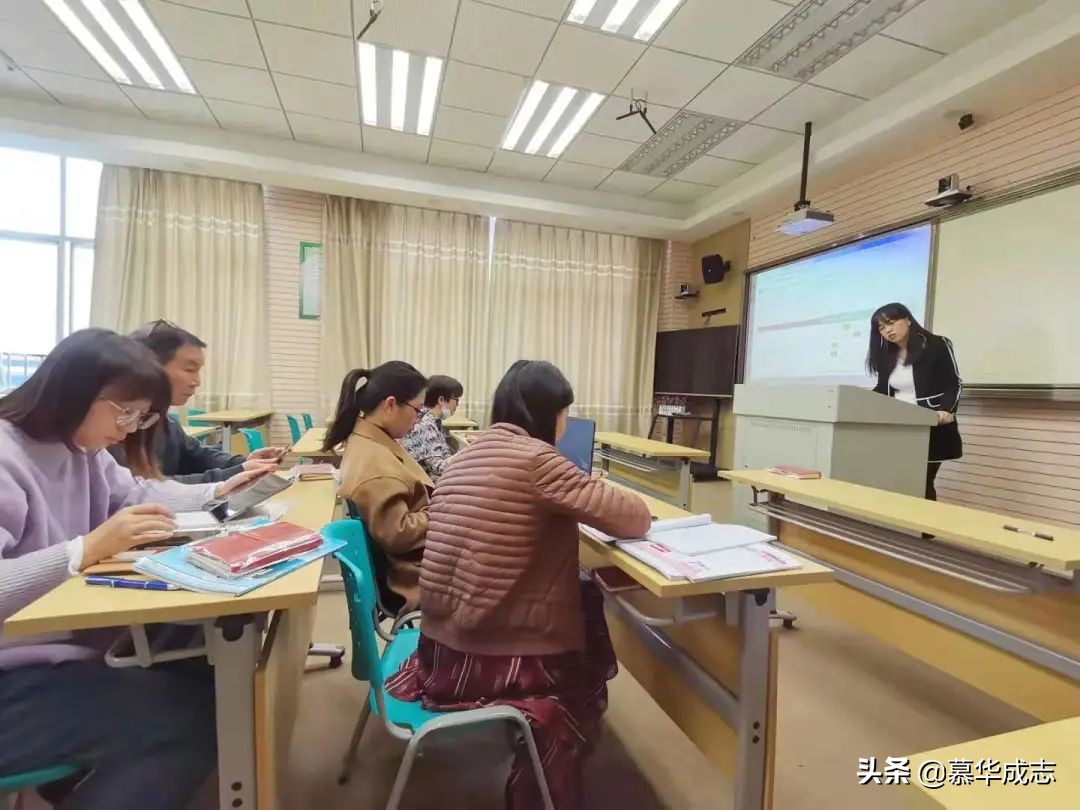 教育服务区域行丨慕华成志在珠海市金湾区开展教师培训