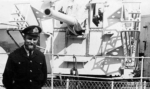 ��һ�����ݽ�����Ӣ�����ڣ����й��������֣����񺣾����콢