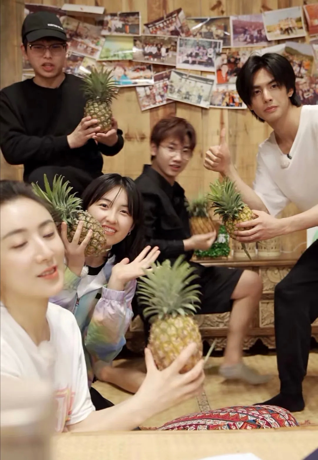 官方购物节打头阵，淘宝抖音拼多多全民直播带