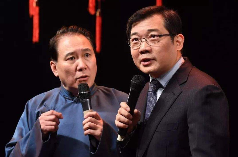 相声演员大兵捧场徒弟茶馆，网友：童年偶像又