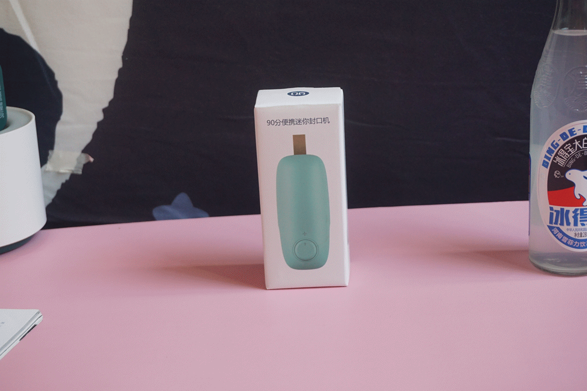 小米有品上架了这款网红生活小帮手：90分便携迷你封口机