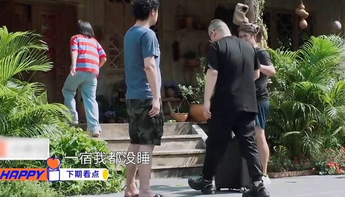 岳云鹏做客“蘑菇屋”，进门就要睡觉，怕是要