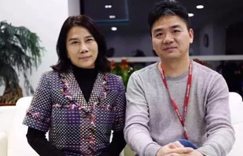 兜兜转转，47岁的刘强东与66岁的董明珠才是商业
