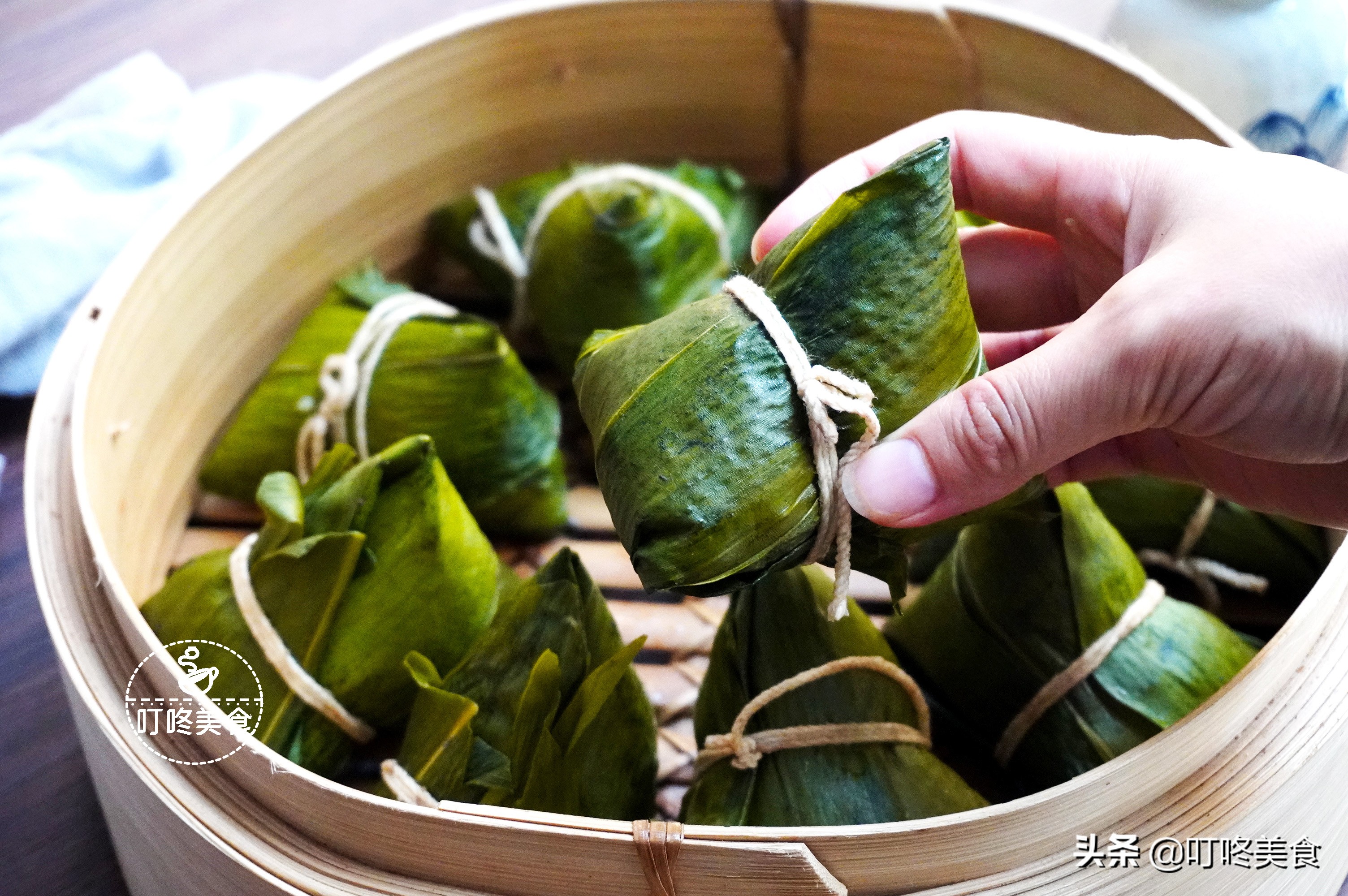 吃了20年粽子，最馋的还是这个馅的粽子，包法简单不露馅，太香了
