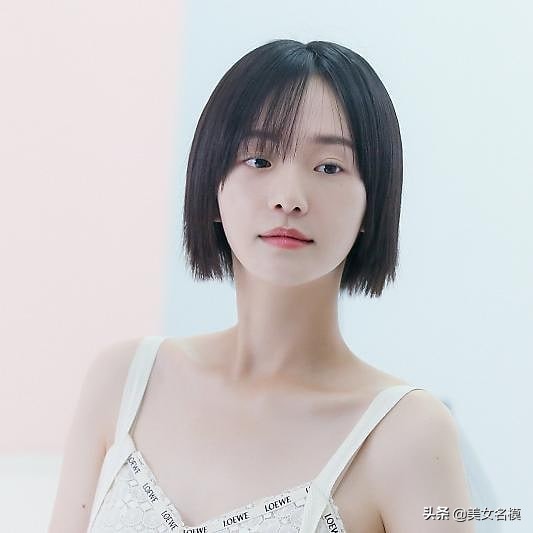 《雖然是精神病但沒關係》小護士樸珪瑛清新外貌宛如初戀女神