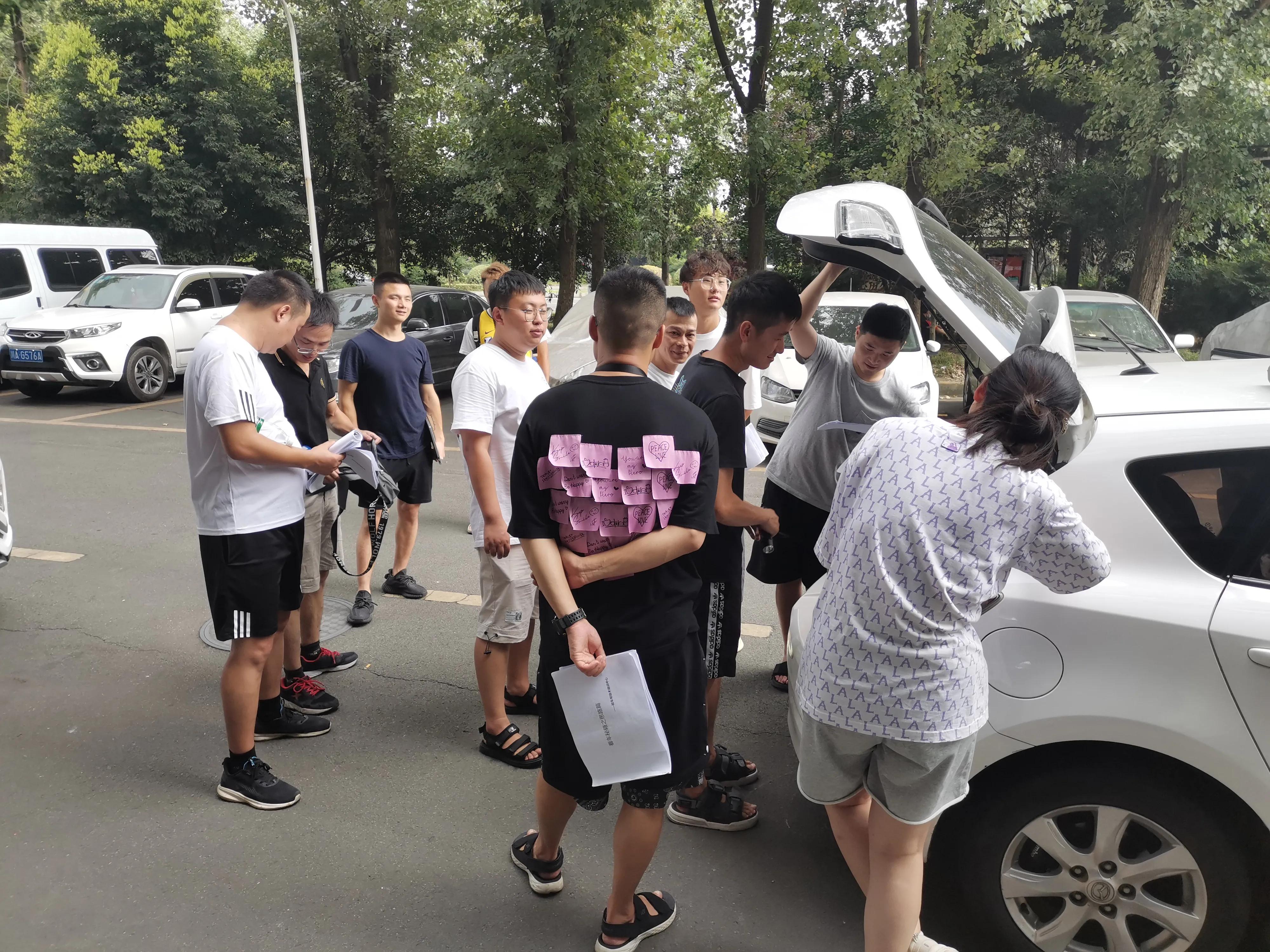 不虛此行！不僅可以學(xué)到驗車技術(shù)，還有深入市場考察交流的機會
