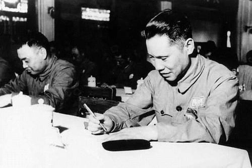 三个战士自称是总部派来，聂荣臻接连提问，立马断定：不是自己人