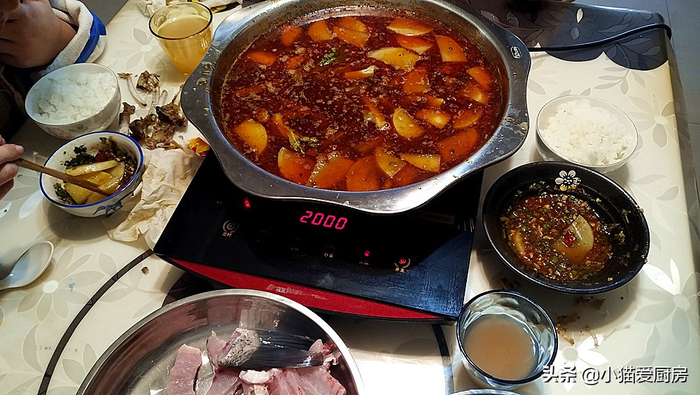 圖片[3]-羊肉加上魚肉一起做的火鍋是什么味道呢？沒有吃過只能試一試了-起舞食譜網(wǎng)