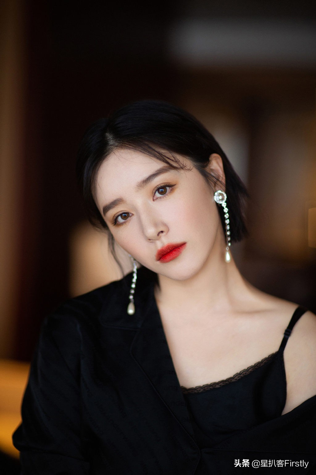 阚清子谈男女不平等待遇，没把自己困在爱情里，她算是活明白了