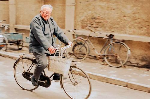 马未都骂承德一个司机：你拉一辈子煤都赚不回