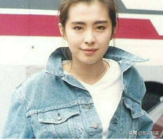 王祖贤在加拿大生活16年，没有任何工作的她，这么多年靠啥生活？