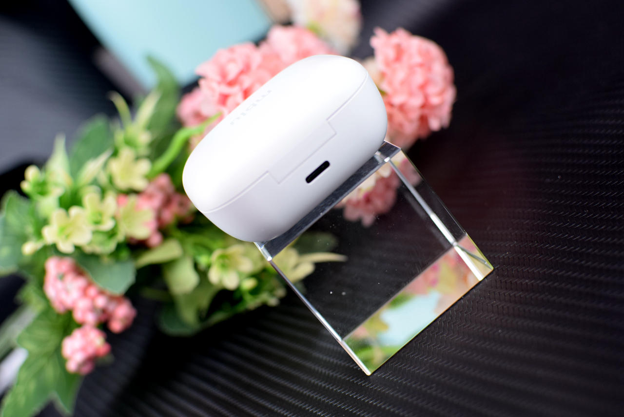 魅蓝 Blus 主动降噪耳机体验：主动降噪耳机的价格我帮你们打下来了