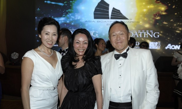 父亲坐拥百亿，他却不要一分钱都给弟弟，弟弟继承之后反负债67亿
