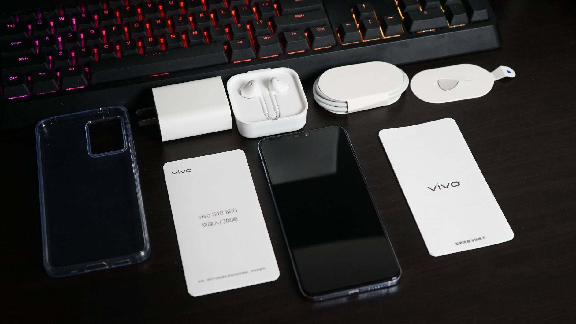 vivo S10 Pro评测总结：能够打动年轻人的，不只是自拍