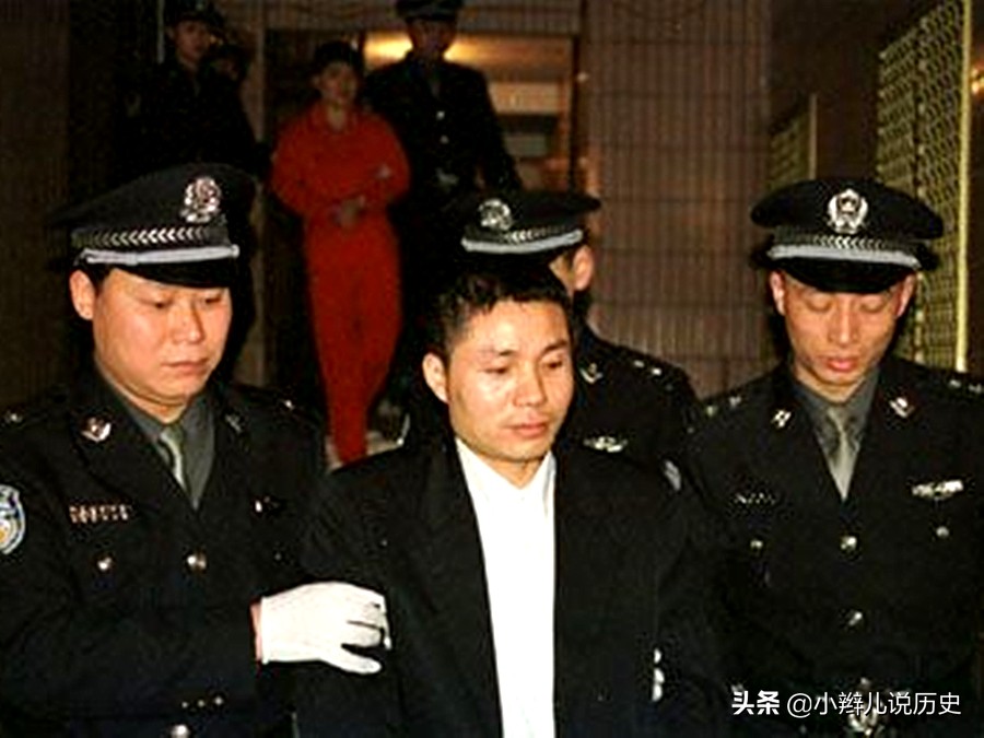 新中国十大悍匪，图2农民夫妇在自己家中杀害48人，赃款仅573元