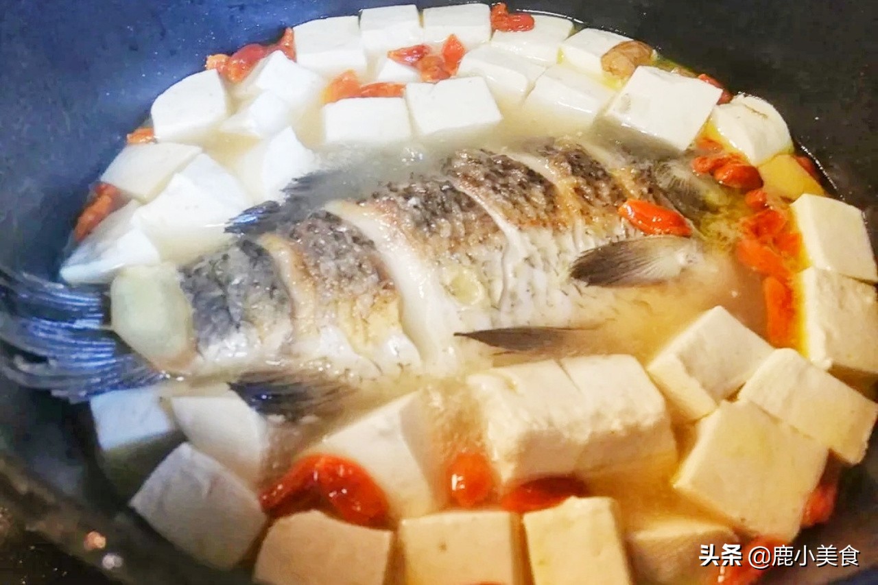 夏季多喝湯水好處多！ 分享8道營養湯做法，清熱解暑，強體少生病
