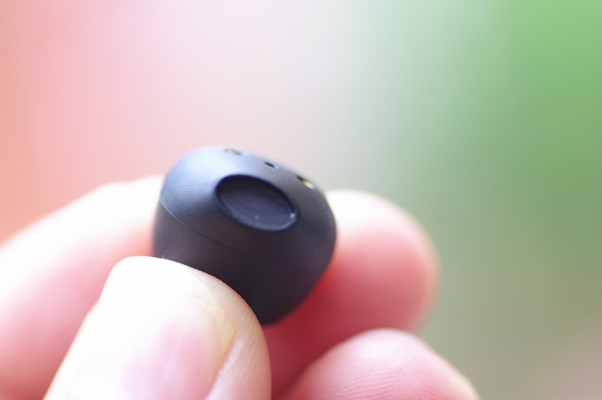 小巧舒适，隐形贴合，JEET Air2真无线蓝牙耳机