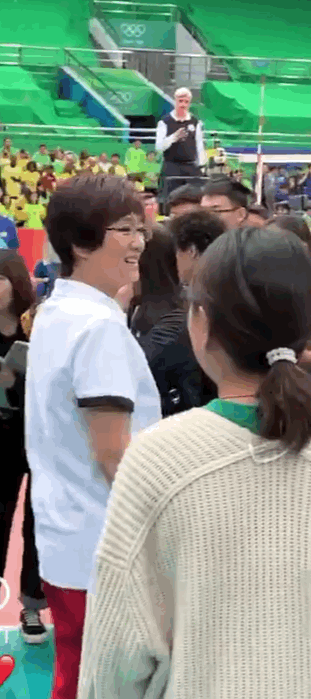 佟丽娅转型大花出演女总裁，熟龄大花为什么有着致命的魅力？