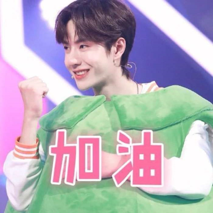 面对疾病，王一博坚持治疗，胡兵放弃转行，选择成就不同人生