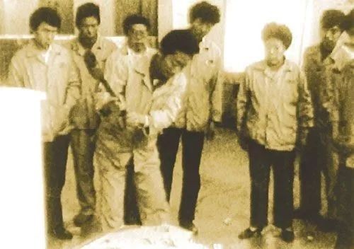 5000万！炸出鸿星尔克霸道总裁：亏损2.2亿是假，5000万分批安排