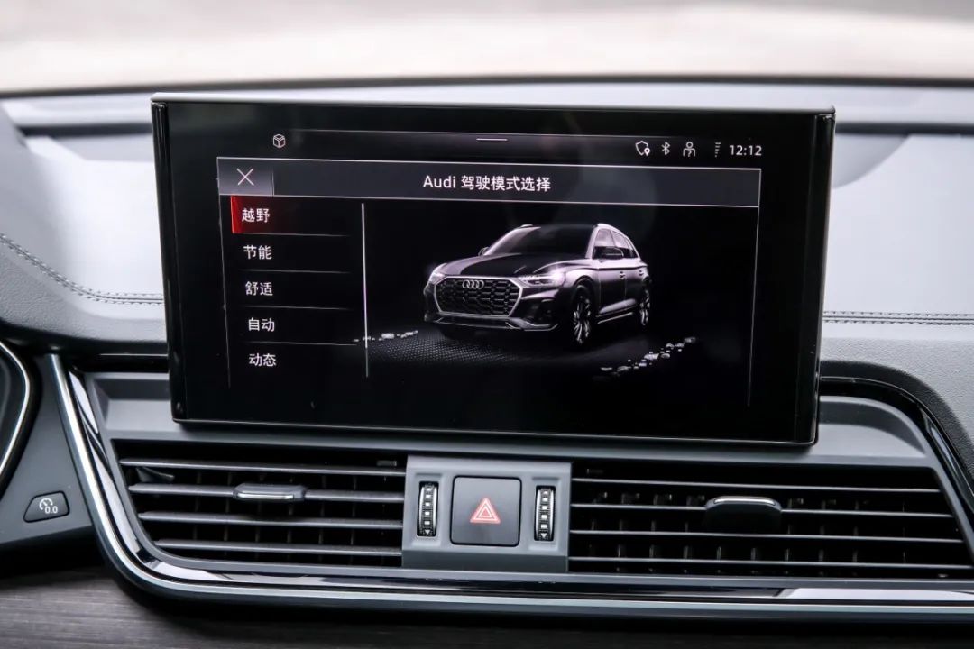 刚上市就打88折，全新奥迪Q5L能搞赢X3、GLC吗
