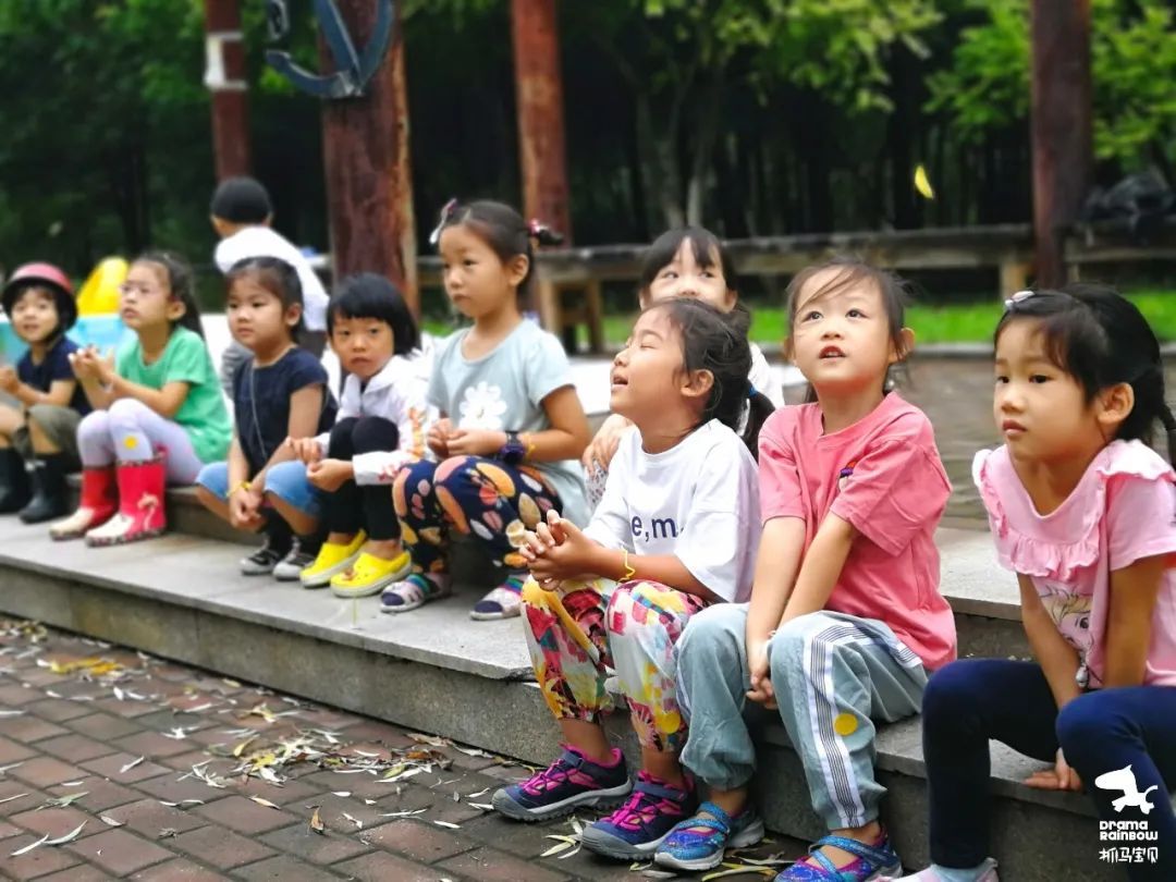 抓马宝贝：我们在玩耍中学习与世界相处