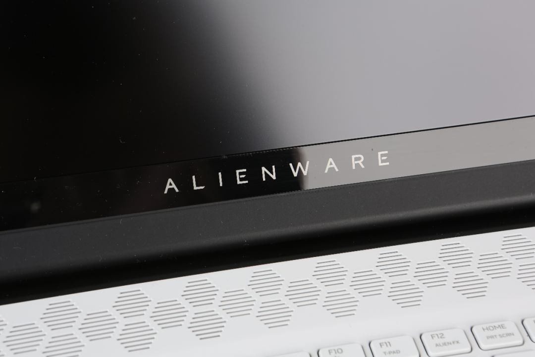 不止于游戏的出彩时刻！深度体验ALIENWARE m17 2020版游戏本