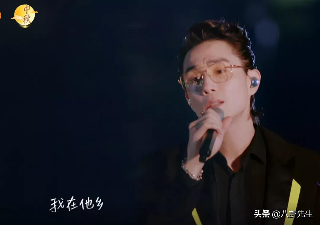 芒果台中秋之夜星光暗淡:彻底弃用流量明星,快乐家族服装土味