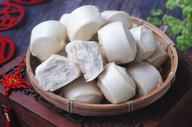 饅頭加點料，個個都是水光肌！ 對皮膚特別好，春天吃它最適合