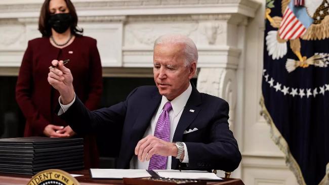 Do obeisance to ascend skill, gold drops urgently 20 dollars, perform again " high table dives "