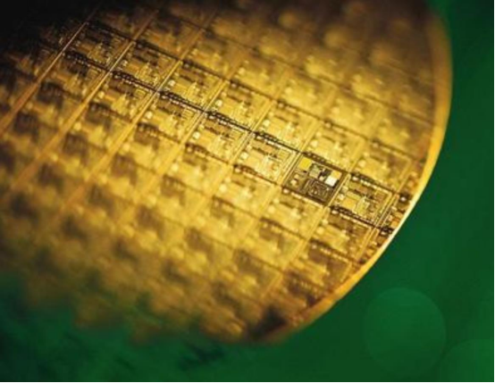再次打破美日垄断！国产光刻胶传来好消息，加速半导体行业自主化