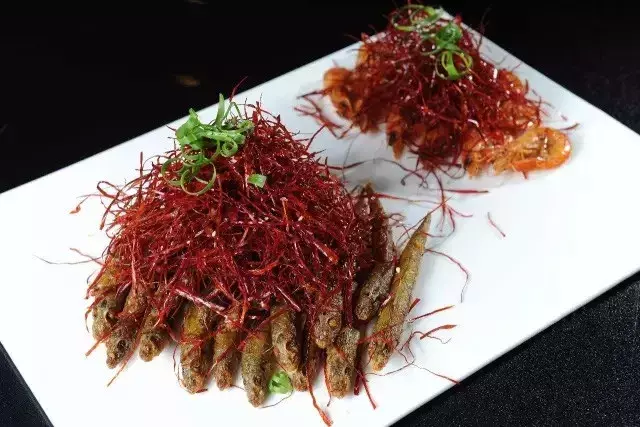 8道热卖湘菜制作,原来湘菜卖相可以这么美 湘菜菜谱 第5张 8道热卖湘菜制作,原来湘菜卖相可以这么美 湘菜菜谱 第5张