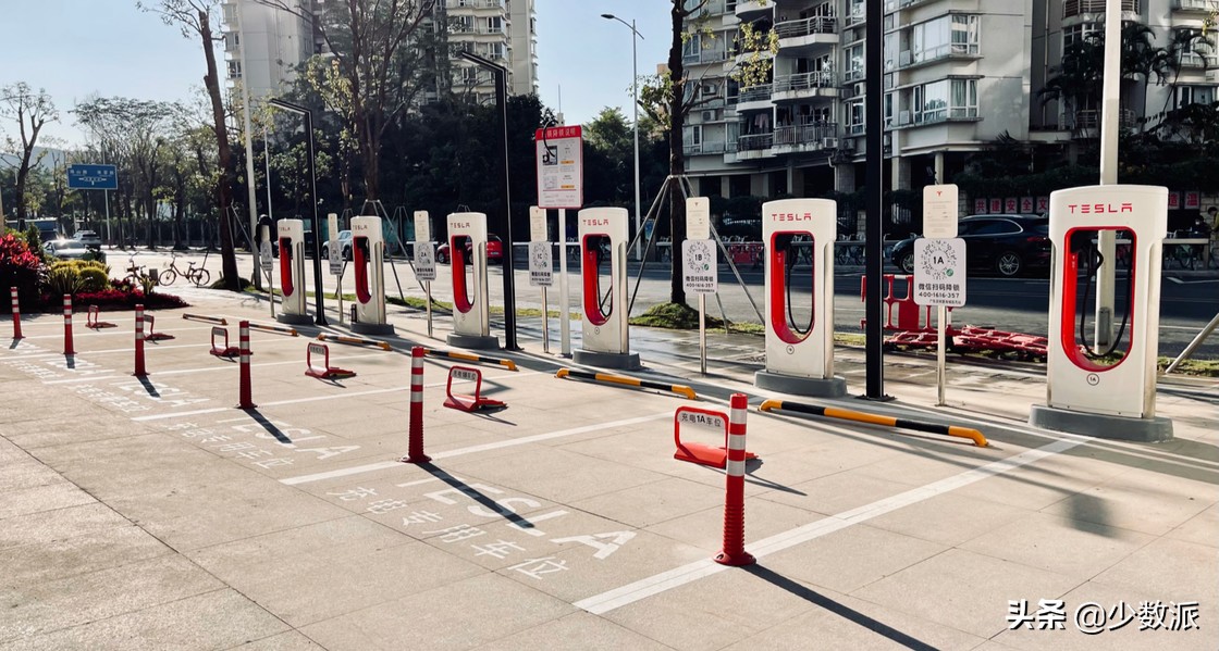 国产版低价入市心动了？先看 Model 3 半年用车体验
