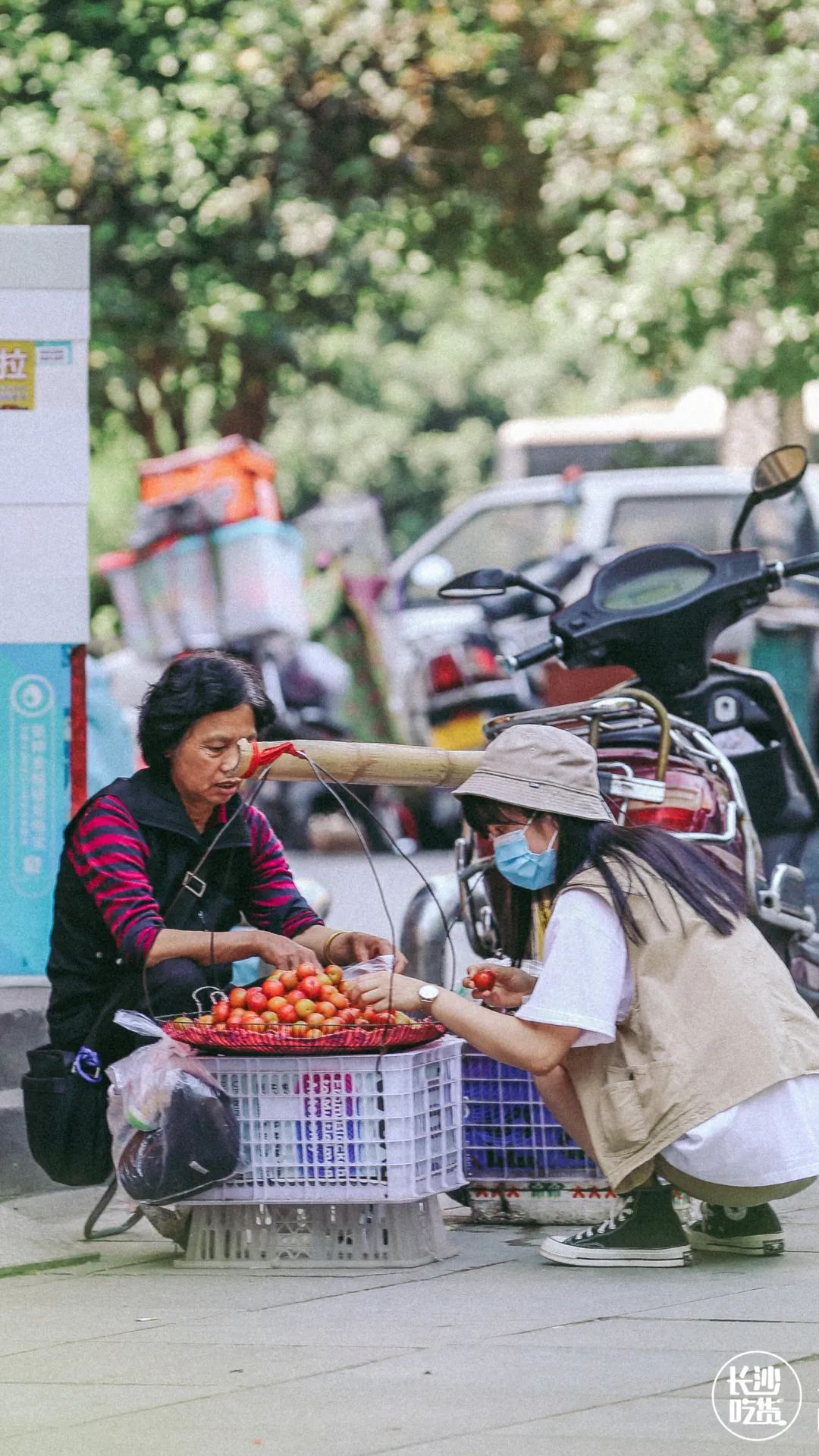 长沙最美劳动者纪实：摆摊商贩高温下的坚守