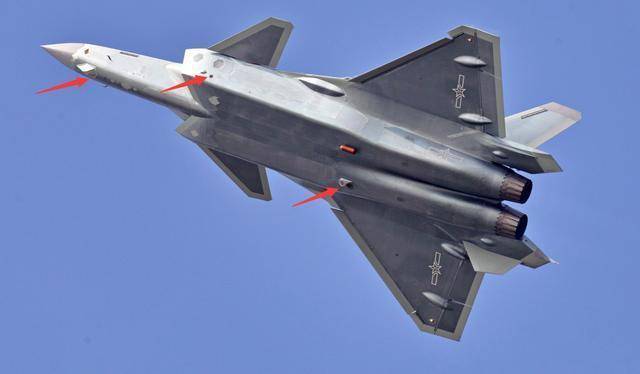央视曝歼10“威猛兄弟”，或是隐身魔改歼10D，具