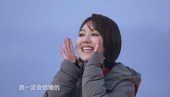 37岁央视主持王冠太恨嫁，巅峰期突然消失5年，