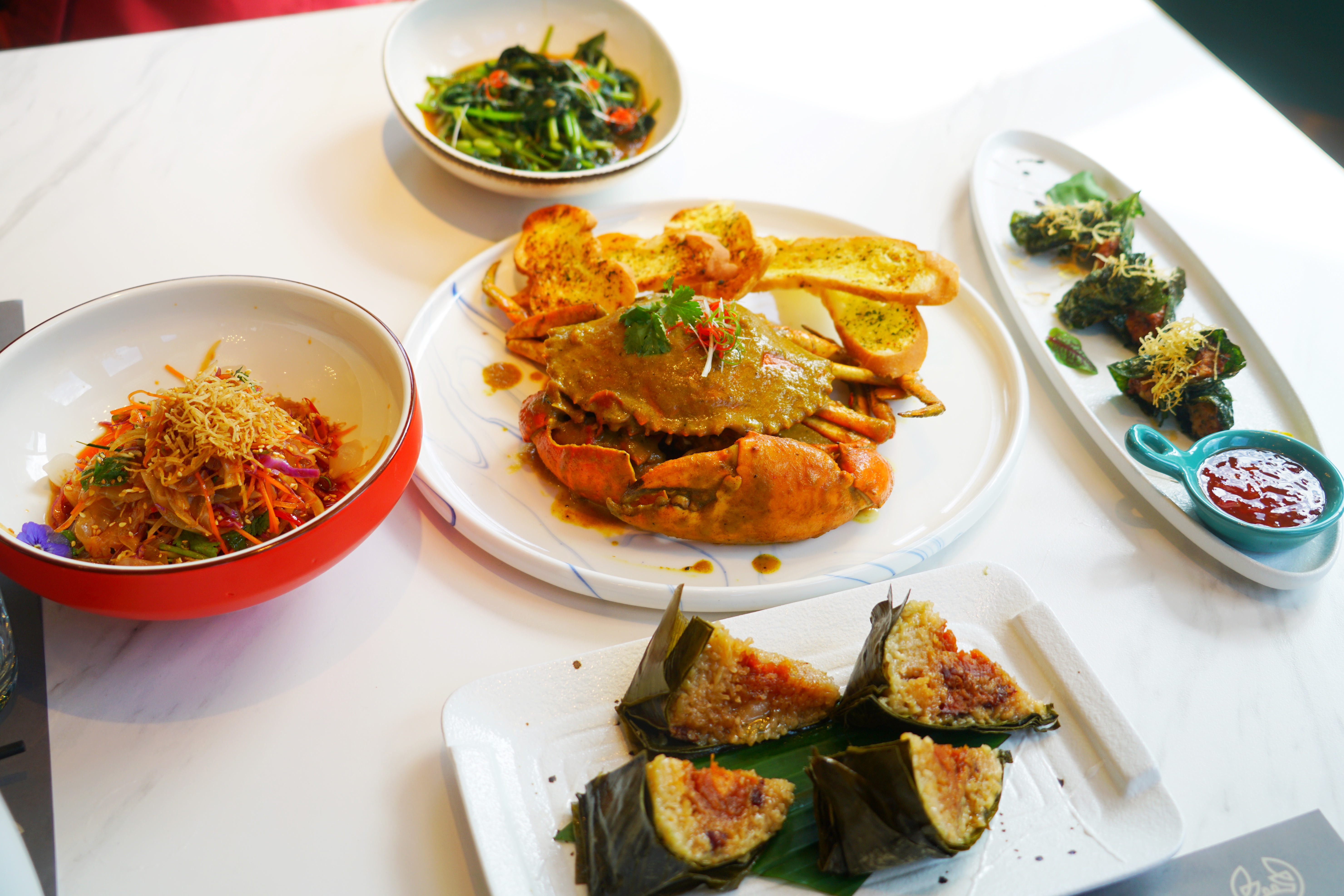 冬天旅行首选目的地，三亚吃喝玩乐全攻略，给你最悠闲的海岛时光